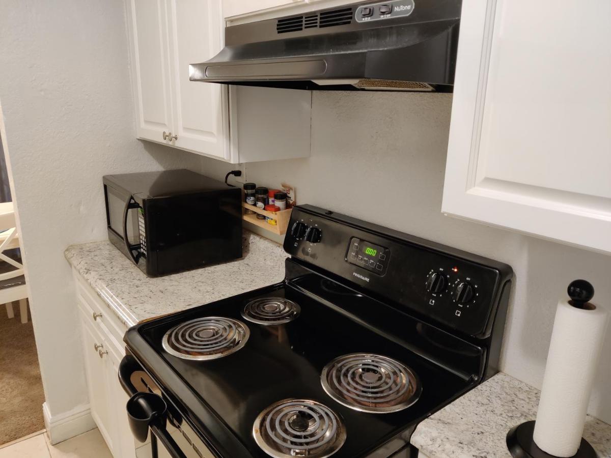 Centauri Vacation Rentals Beautiful 2-Bedroom Condo, Near All Orlando Attractions, Free Parking & Wi-Fi, King Bed, #1 Extérieur photo