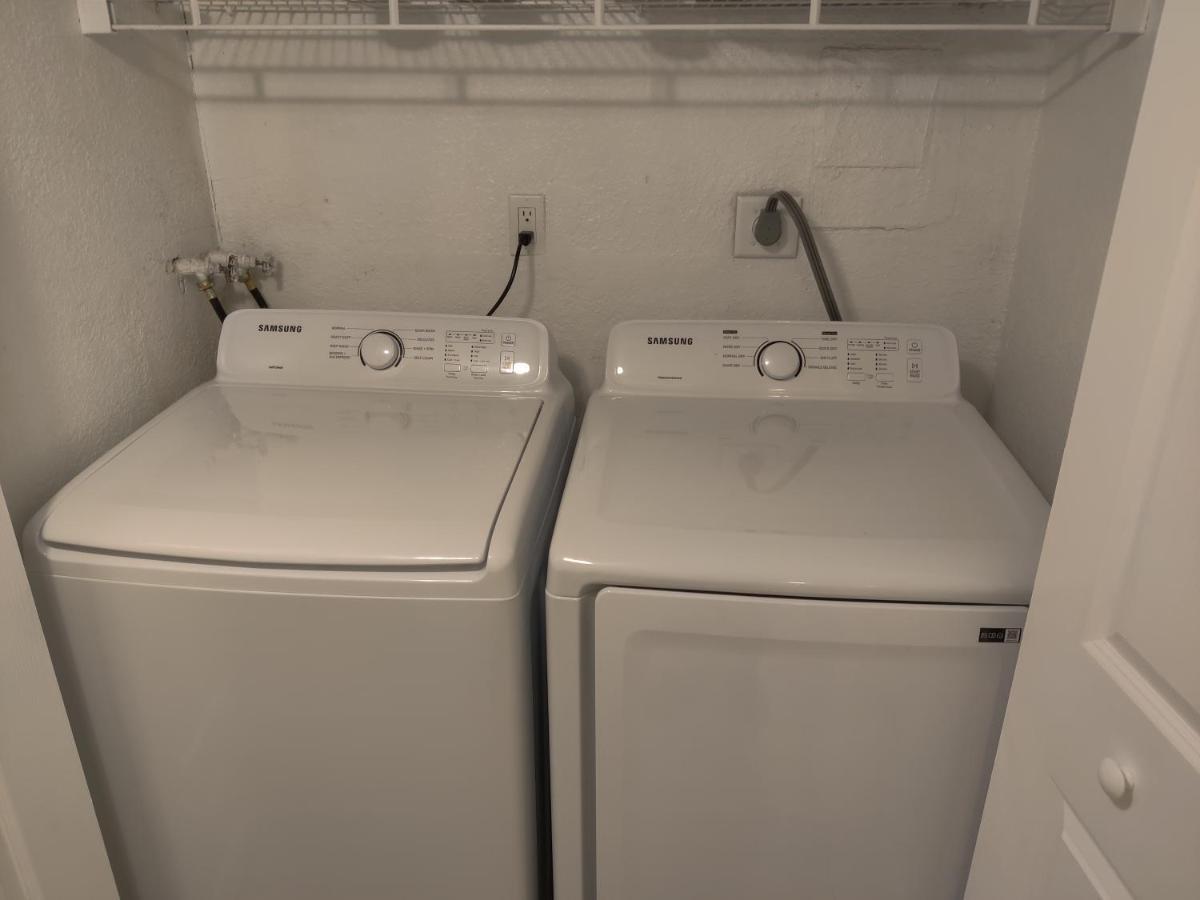 Centauri Vacation Rentals Beautiful 2-Bedroom Condo, Near All Orlando Attractions, Free Parking & Wi-Fi, King Bed, #1 Extérieur photo
