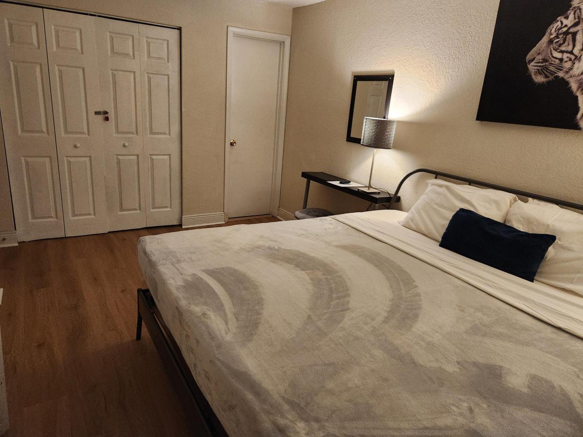 Centauri Vacation Rentals Beautiful 2-Bedroom Condo, Near All Orlando Attractions, Free Parking & Wi-Fi, King Bed, #1 Extérieur photo